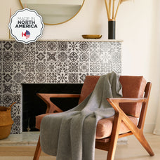 Decor peel and stick backsplash tile Vintage black and white Smart Tiles