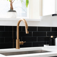 Smart Edge peel and stick backsplash tiles XL Oslo Black Smart Tiles