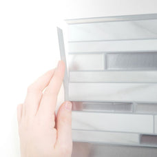 Kitchen peel and stick backsplash tile Smart Edge grey Smart Tiles