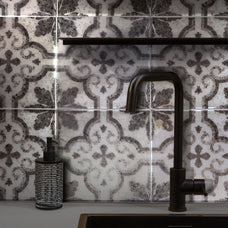 Kitchen peel and stick backsplash tile Vintage grey Smart Tiles