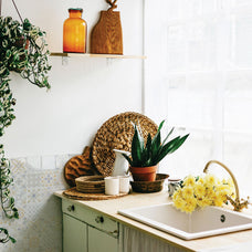 Kitchen peel and stick backsplash tile Vintage flowers Smart Tiles