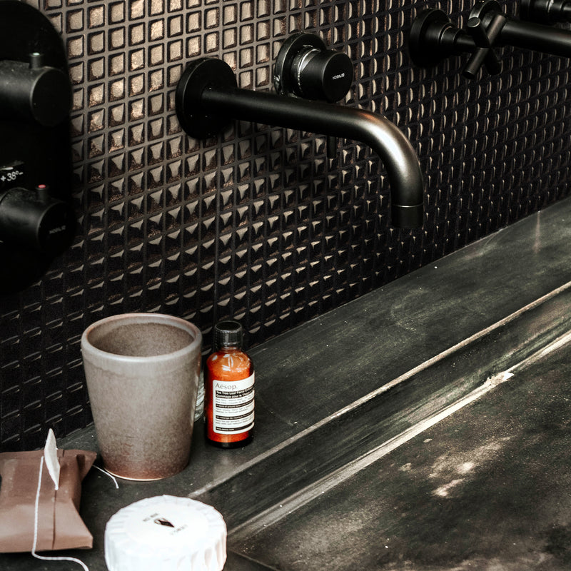 MINIMO Black peel and stick backsplash tile smart tiles for kitchen, bathroom, vr and fireplace